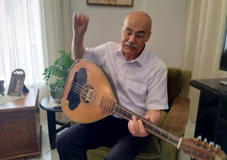 Ο θρυλικός λαουτιέρης Ψαρογιάννης