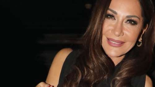 Έφη Θώδη: Με δαμάζει ο κόσμος αλλά δεν μου αντέχει**: Δύο δισεκατομμύρια φίλοι στα social media και τα μυστικά της επιτυχίας της - Η κρίσιμη απάντησή της στην Άντζελα Δημητρίου και τα πλούσια δέματα της φήμης της - Η σκληρή αλήθεια για τα δύσκολα παιδικά χρόνια της