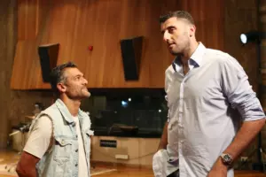 Γιάννης Μπουρούσης αποκαλύπτει τη συγκλονιστική του εμπειρία από την πρώτη άφιξη στην Αθήνα: "Έμεινα ντροπαλός"