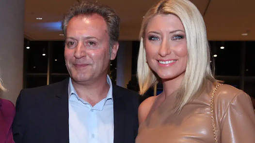 Δημήτρης Οικονόμου: Αποθεωτικά Λόγια για Σία Κοσιώνη