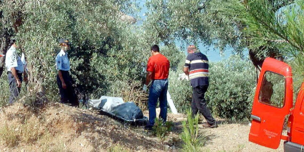 Τίτλος: Ο Δολοφόνος της Θάσου Απάντησε - Ο Κατηγορούμενος Αθωώθηκε αλλά Η Χτένα Του έκανε Τέλος