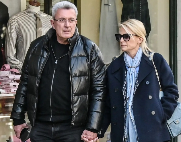 Νίκος Χατζηνικολάου και Κρίστη Τσολακάκη: Βρέθηκαν στο κέντρο της Αθήνας σε σέξι καιρός