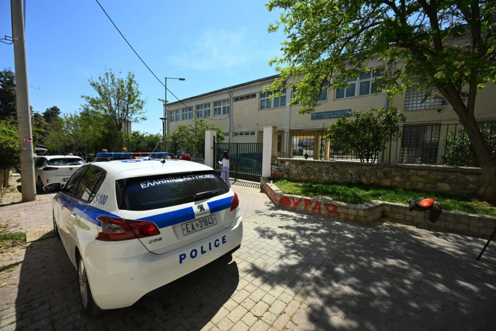 Χειρουργείο 13χρονης - Η κατάσταση παραμένει κρίσιμη