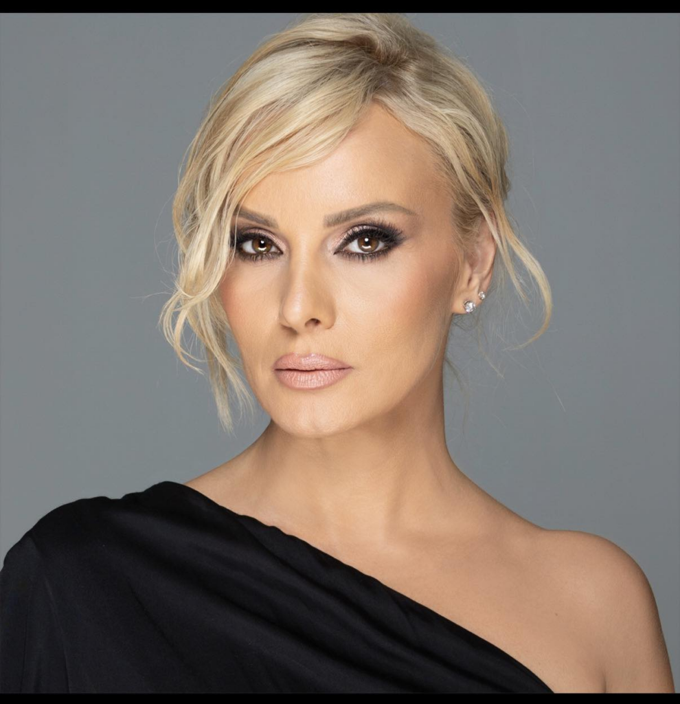 Πέγκυ Ζήνα: «Κάνω botox κάθε έξι μήνες, δεν κάνω υαλουρονικά» - Ορόσημο στην καριέρα της