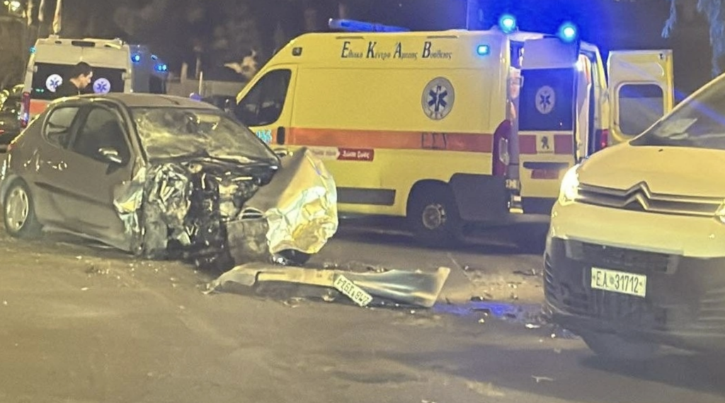 Σοκαριστικό τροχαίο στη Γλυφάδα Αθηνών