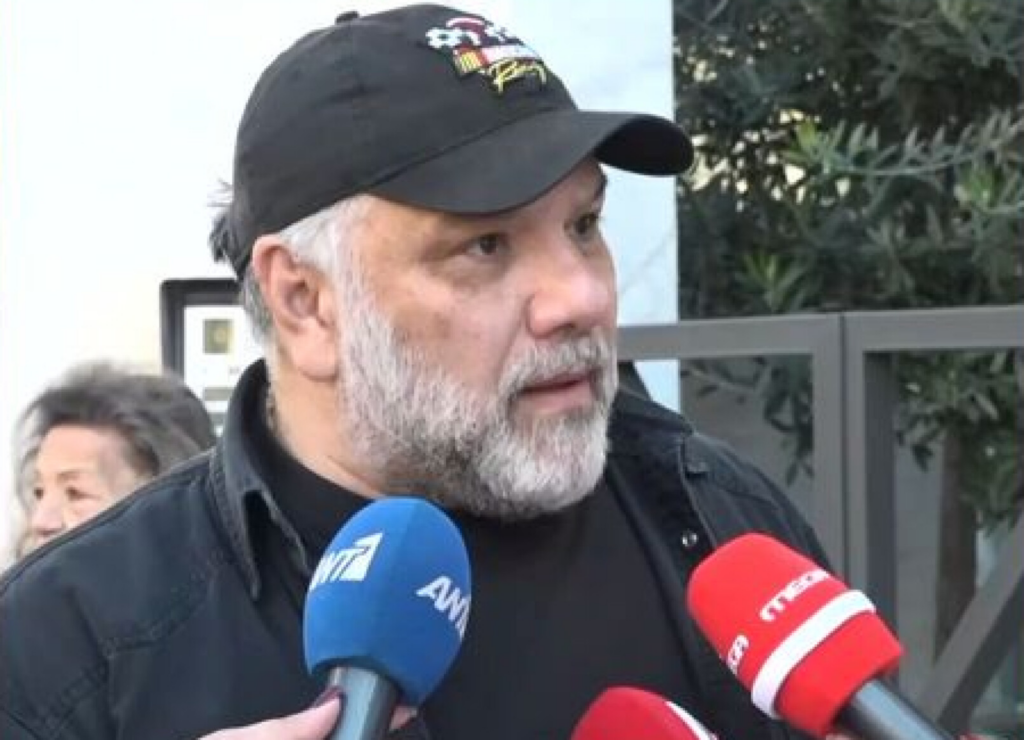 Διαδικτυακή Απάτη - Γρηγόρης Αρναούτογλου Έπεσε Θύμα