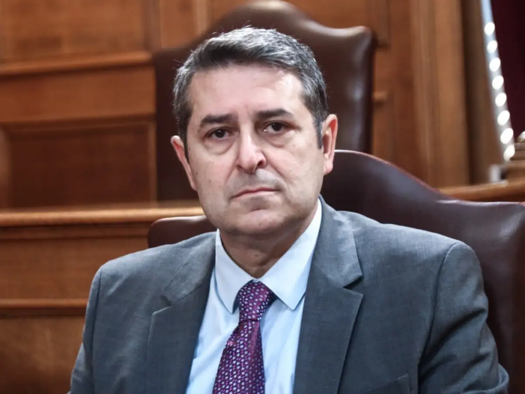Γιώργος Μυλωνάκης: Βγήκε από τη ΜΕΘ και θα μεταφερθεί σε εξειδικευμένο κέντρο αποκατάστασης