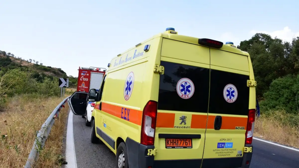Τροχαίο στην Πάτρα: 57χρονος οδηγός μηχανής διασωληνωμένος