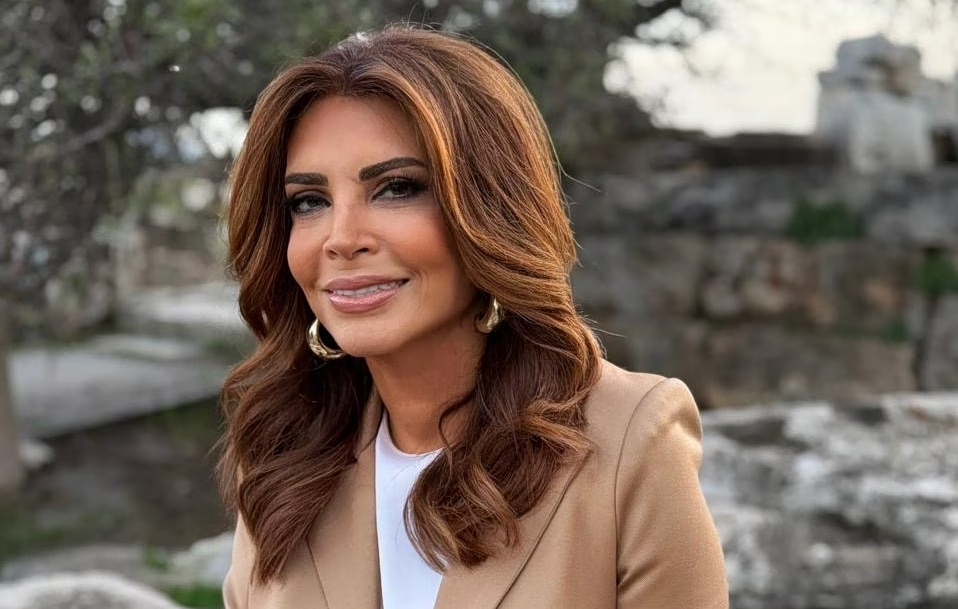 Μιμή Ντενίση: «Απαιτείται μωρέ η μόδα;» – Τη φραστικότητα των γυναικών στα κόκκινα χαλιά