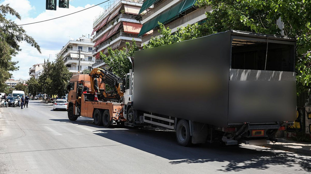 Τροχαία ατυχήματα: Φρίκη στα Πατήσια