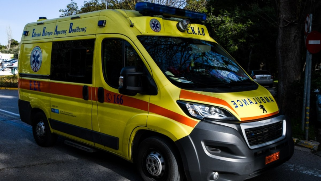 Τραγωδία στον Πειραιά: Νεκρή η νεαρή κοπέλα που έπεσε από τον 7ο όροφο - Το σενάριο που εξετάζουν οι αρχές