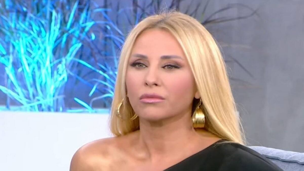 Γωγώ Μαστροκώστα: Μάχη για την υγεία της