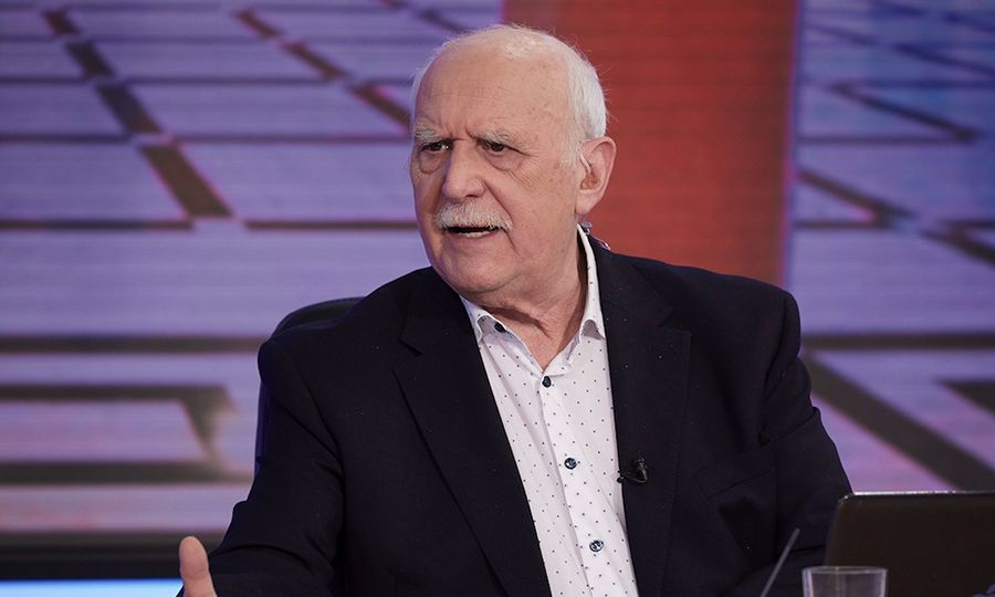 Γιώργος Παπαδάκης: Αποχώρηση Στενού Συνεργάτη