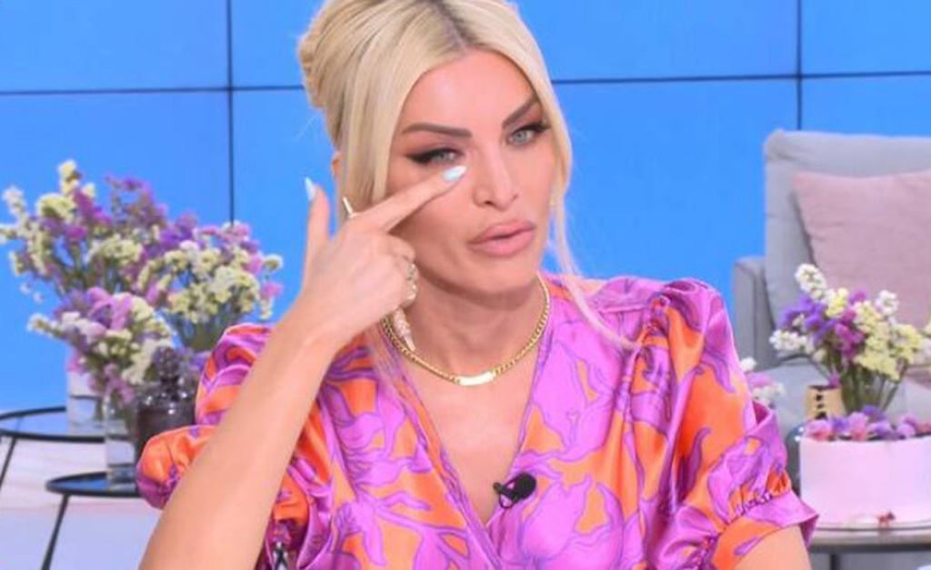 Μαρία Βλάχου: Θλίψη Για Τη Μητέρα Της